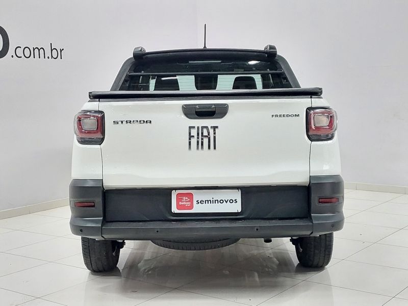 Fiat STRADA 1.3 FIREFLY FLEX FREEDOM CD MANUAL 2023/2023 BETIOLO NOVOS E SEMINOVOS LAJEADO / Carros no Vale