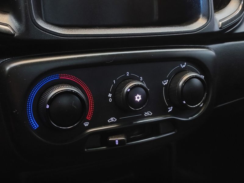 Fiat STRADA 1.4 FIRE FLEX ENDURANCE CS MANUAL 2022/2023 BETIOLO NOVOS E SEMINOVOS LAJEADO / Carros no Vale