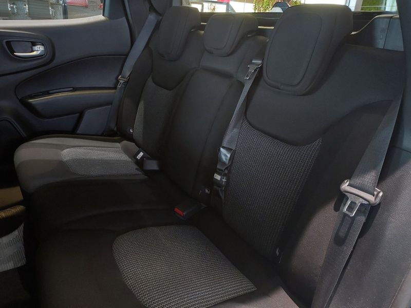 Fiat TORO 1.3 TURBO 270 FLEX ENDURANCE AT6 2022/2022 BETIOLO NOVOS E SEMINOVOS LAJEADO / Carros no Vale