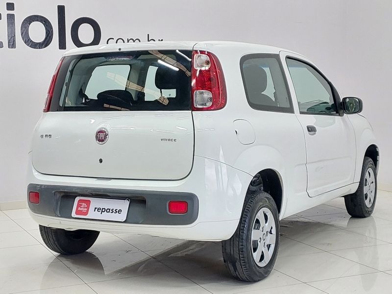 Fiat UNO 1.0 EVO VIVACE 8V FLEX 2P MANUAL 2014/2014 BETIOLO NOVOS E SEMINOVOS LAJEADO / Carros no Vale
