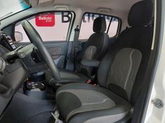Fiat UNO 1.4 EVO WAY 8V FLEX 4P AUTOMATIZADO 2015/2016 BETIOLO NOVOS E SEMINOVOS LAJEADO / Carros no Vale