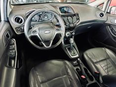 Ford FIESTA 1.6 TITANIUM HATCH 16V FLEX 4P POWERSHIFT 2015/2015 CASTELLAN E TOMAZONI MOTORS CAXIAS DO SUL / Carros no Vale