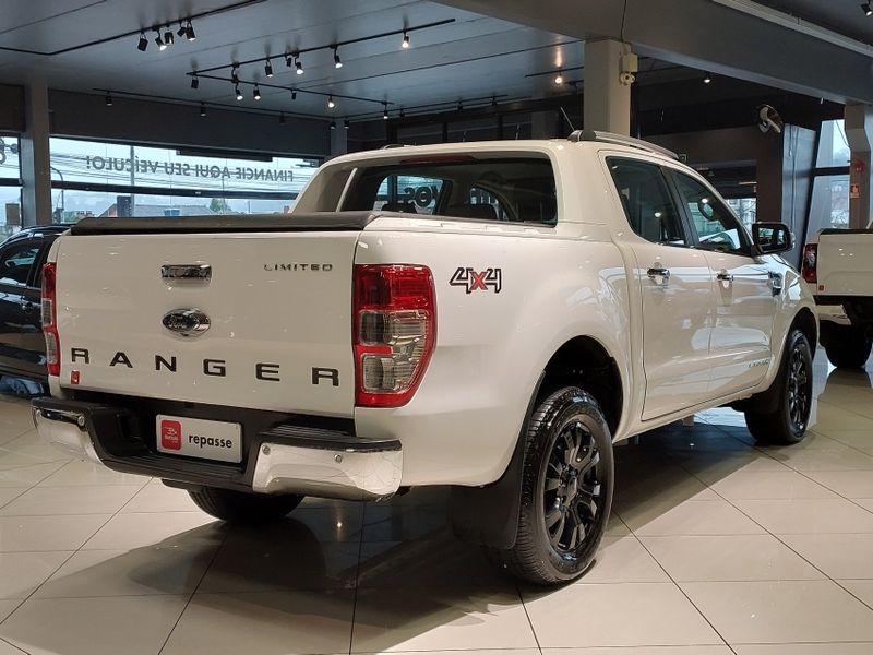 Ford RANGER 3.2 LIMITED 4X4 CD 20V DIESEL 4P AUTOMÁTICO 2017/2017 BETIOLO NOVOS E SEMINOVOS LAJEADO / Carros no Vale