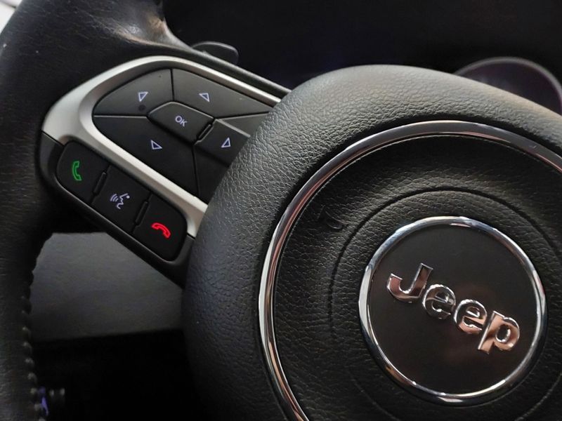 JEEP COMPASS 2.0 16V FLEX LIMITED AUTOMÁTICO 2019/2020 BETIOLO NOVOS E SEMINOVOS LAJEADO / Carros no Vale