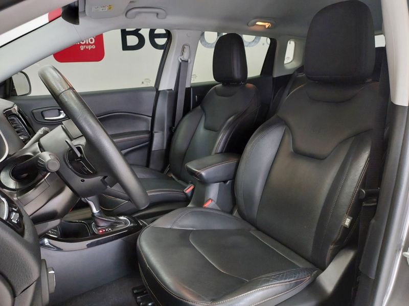JEEP COMPASS 2.0 16V FLEX LIMITED AUTOMÁTICO 2019/2020 BETIOLO NOVOS E SEMINOVOS LAJEADO / Carros no Vale