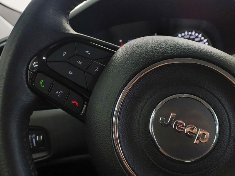 JEEP RENEGADE 1.8 16V FLEX SPORT 4P AUTOMÁTICO 2021/2021 BETIOLO NOVOS E SEMINOVOS LAJEADO / Carros no Vale
