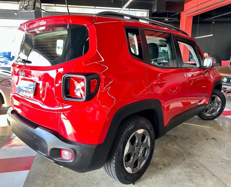 JEEP RENEGADE 1.8 16V FLEX SPORT 4P MANUAL 2017/2017 CASTELLAN E TOMAZONI MOTORS CAXIAS DO SUL / Carros no Vale