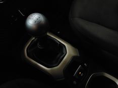JEEP RENEGADE 1.8 16V FLEX SPORT 4P MANUAL 2016/2017 BETIOLO NOVOS E SEMINOVOS LAJEADO / Carros no Vale