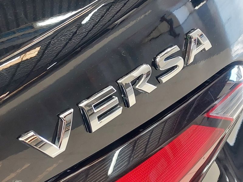 Nissan VERSA 1.6 16V FLEX SENSE XTRONIC 2022/2023 BETIOLO NOVOS E SEMINOVOS LAJEADO / Carros no Vale