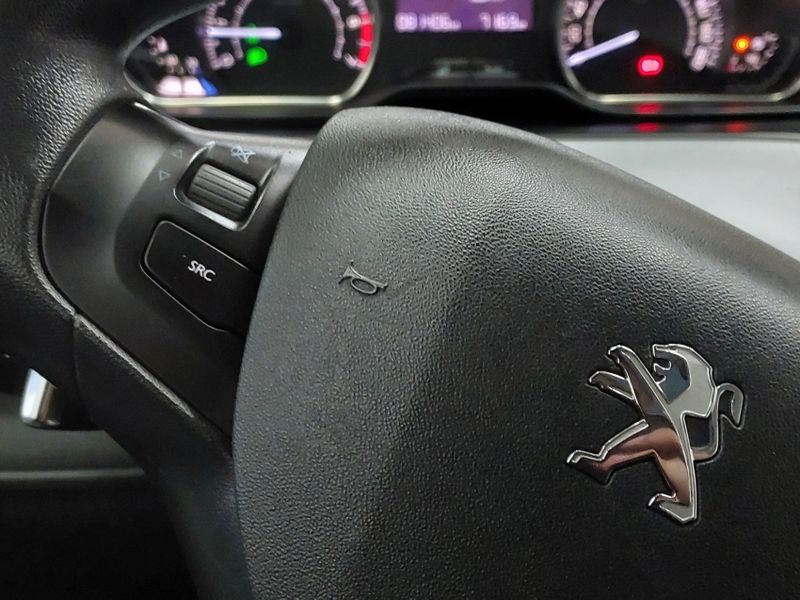 Peugeot 208 1.6 ACTIVE PACK 16V FLEX 4P AUTOMÁTICO 2014/2015 BETIOLO NOVOS E SEMINOVOS LAJEADO / Carros no Vale