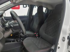 Renault KWID 1.0 12V SCE FLEX ZEN MANUAL 2020/2021 BETIOLO NOVOS E SEMINOVOS LAJEADO / Carros no Vale