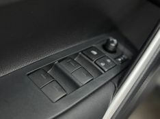 Toyota COROLLA CROSS 2.0 VVT-IE FLEX XRE DIRECT SHIFT 2023/2024 BETIOLO NOVOS E SEMINOVOS LAJEADO / Carros no Vale