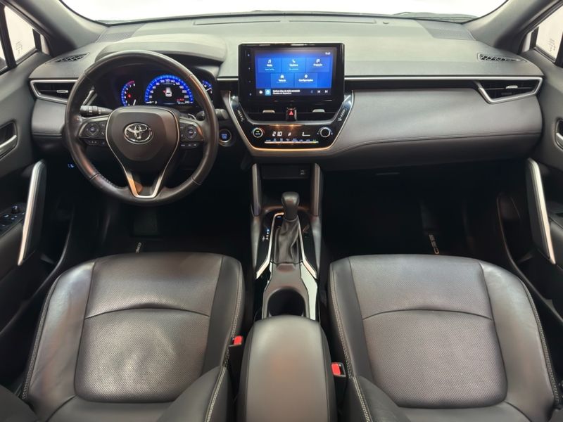 Toyota COROLLA CROSS 2.0 VVT-IE FLEX XRE DIRECT SHIFT 2023/2024 BETIOLO NOVOS E SEMINOVOS LAJEADO / Carros no Vale