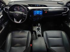 Toyota HILUX 2.8 D-4D TURBO DIESEL CD SRX PLUS 4X4 AUTOMÁTICO 2024/2024 BETIOLO NOVOS E SEMINOVOS LAJEADO / Carros no Vale