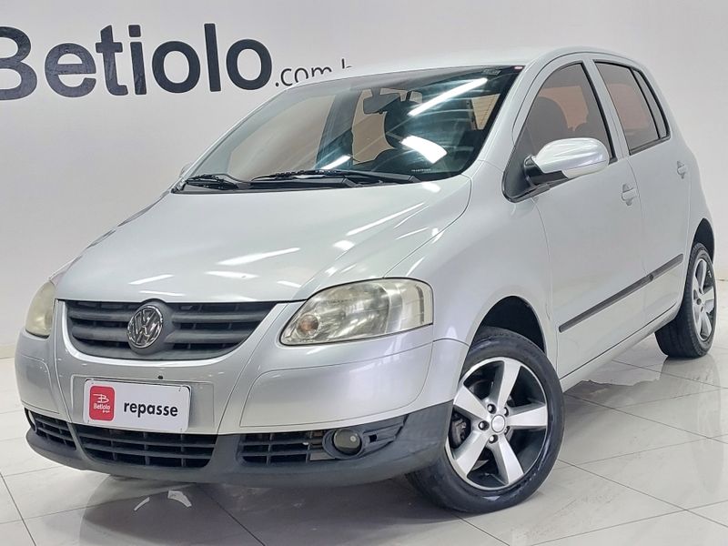 Volkswagen FOX 1.0 MI 8V FLEX 4P MANUAL 2008/2009 BETIOLO NOVOS E SEMINOVOS LAJEADO / Carros no Vale