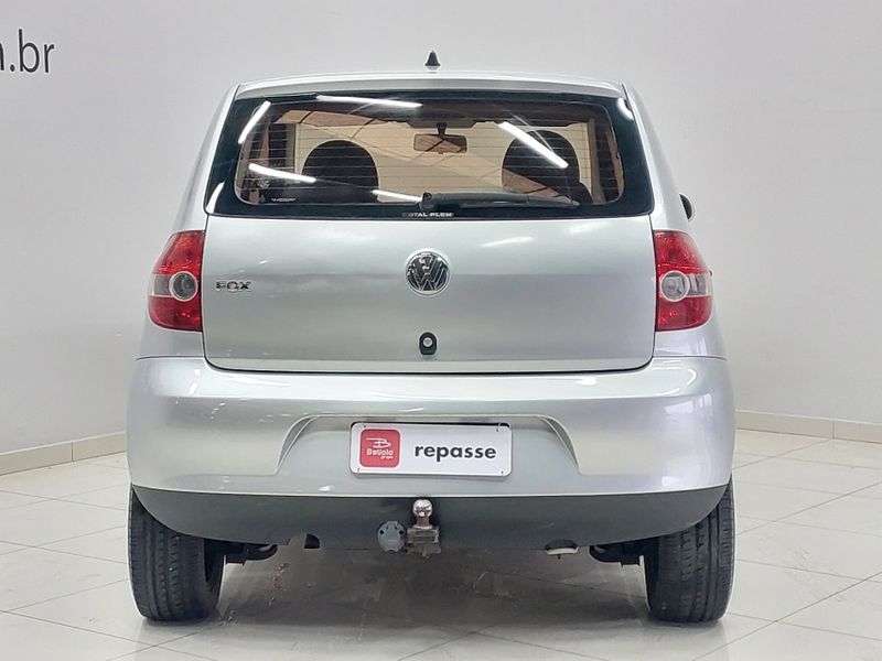 Volkswagen FOX 1.0 MI 8V FLEX 4P MANUAL 2008/2009 BETIOLO NOVOS E SEMINOVOS LAJEADO / Carros no Vale