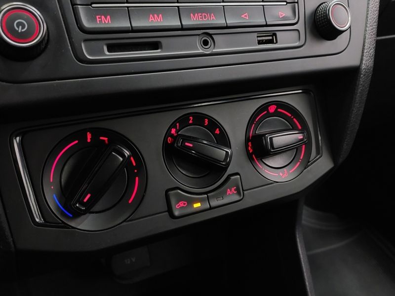 Volkswagen GOL 1.0 12V MPI TOTALFLEX 4P MANUAL 2022/2023 BETIOLO NOVOS E SEMINOVOS LAJEADO / Carros no Vale