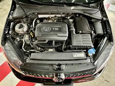 Volkswagen GOLF 2.0 TSI GTI 16V TURBO GASOLINA 4P AUTOMÁTICO 2016/2016 CASTELLAN E TOMAZONI MOTORS CAXIAS DO SUL / Carros no Vale