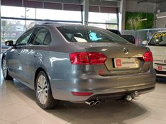 Volkswagen JETTA 2.0 TSI HIGHLINE 211CV GASOLINA 4P TIPTRONIC 2014/2014 BETIOLO NOVOS E SEMINOVOS LAJEADO / Carros no Vale