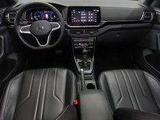 Volkswagen T-CROSS 1.0 200 TSI TOTAL FLEX COMFORTLINE AUTOMÁTICO 2024/2025 BETIOLO NOVOS E SEMINOVOS LAJEADO / Carros no Vale