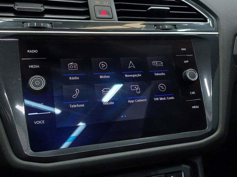 Volkswagen TIGUAN 2.0 350 TSI GASOLINA ALLSPACE R-LINE 4MOTION DSG 2019/2019 BETIOLO NOVOS E SEMINOVOS LAJEADO / Carros no Vale