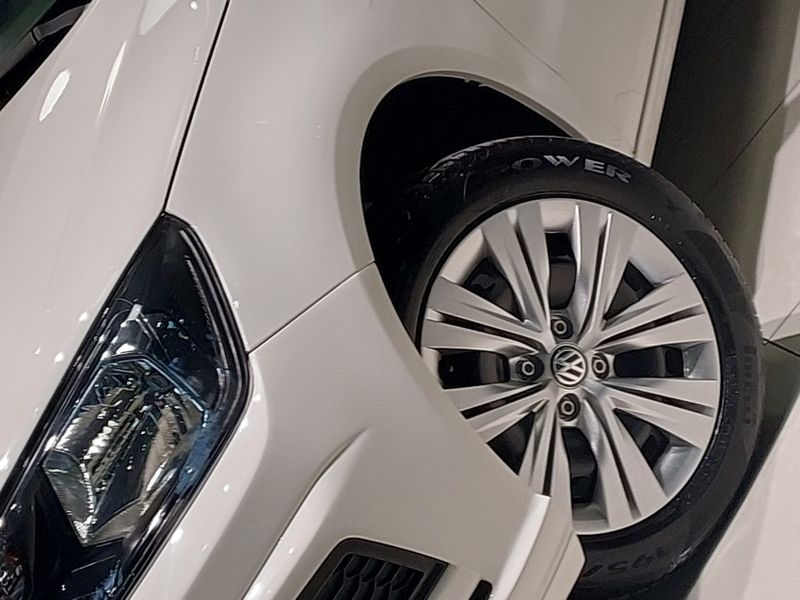 Volkswagen VOYAGE 1.6 MSI TOTALFLEX 4P MANUAL 2021/2022 BETIOLO NOVOS E SEMINOVOS LAJEADO / Carros no Vale