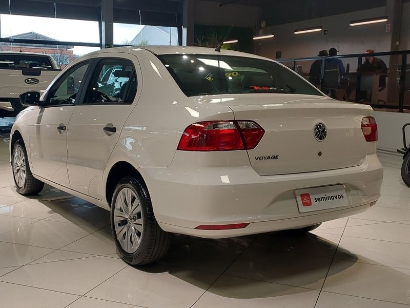 Volkswagen VOYAGE 1.6 MSI TOTALFLEX 4P MANUAL 2021/2022 BETIOLO NOVOS E SEMINOVOS LAJEADO / Carros no Vale