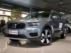 Volvo XC40 2.0 T5 GASOLINA MOMENTUM AWD GEARTRONIC 2019/2019 BETIOLO NOVOS E SEMINOVOS LAJEADO / Carros no Vale