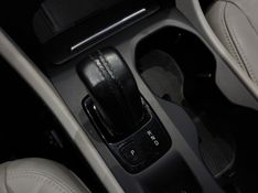 Volvo XC40 2.0 T5 GASOLINA MOMENTUM AWD GEARTRONIC 2019/2019 BETIOLO NOVOS E SEMINOVOS LAJEADO / Carros no Vale