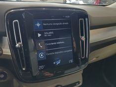 Volvo XC40 2.0 T5 GASOLINA MOMENTUM AWD GEARTRONIC 2019/2019 BETIOLO NOVOS E SEMINOVOS LAJEADO / Carros no Vale