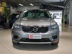 Volvo XC40 2.0 T5 GASOLINA MOMENTUM AWD GEARTRONIC 2019/2019 BETIOLO NOVOS E SEMINOVOS LAJEADO / Carros no Vale