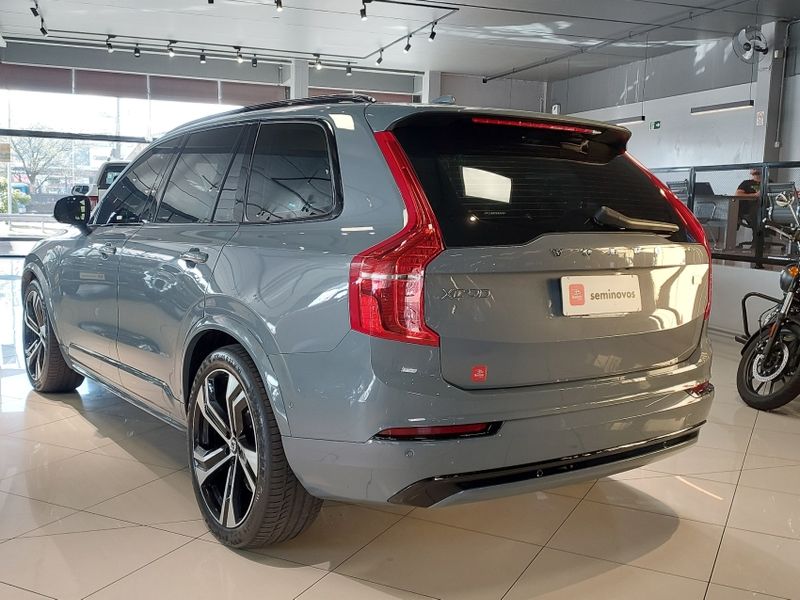 Volvo XC90 2.0 T8 RECHARGE ULTIMATE DARK AWD GEARTRONIC 2022/2023 BETIOLO NOVOS E SEMINOVOS LAJEADO / Carros no Vale