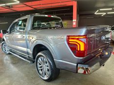 Ford F-150 5.0 V8 GASOLINA CD LARIAT FX4 AUTOMÁTICO 2024/2024 CASTELLAN E TOMAZONI MOTORS CAXIAS DO SUL / Carros no Vale