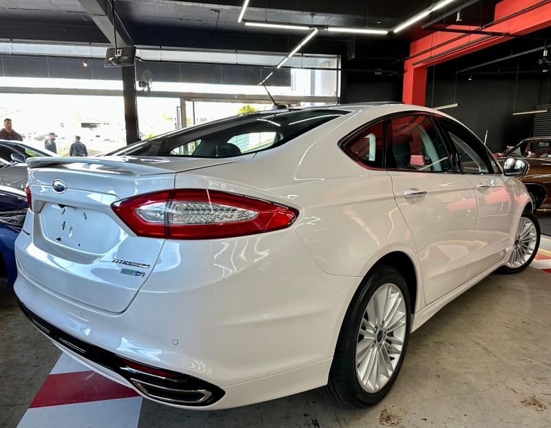 Ford FUSION 2.0 TITANIUM AWD 16V GASOLINA 4P AUTOMÁTICO 2015/2016 CASTELLAN E TOMAZONI MOTORS CAXIAS DO SUL / Carros no Vale