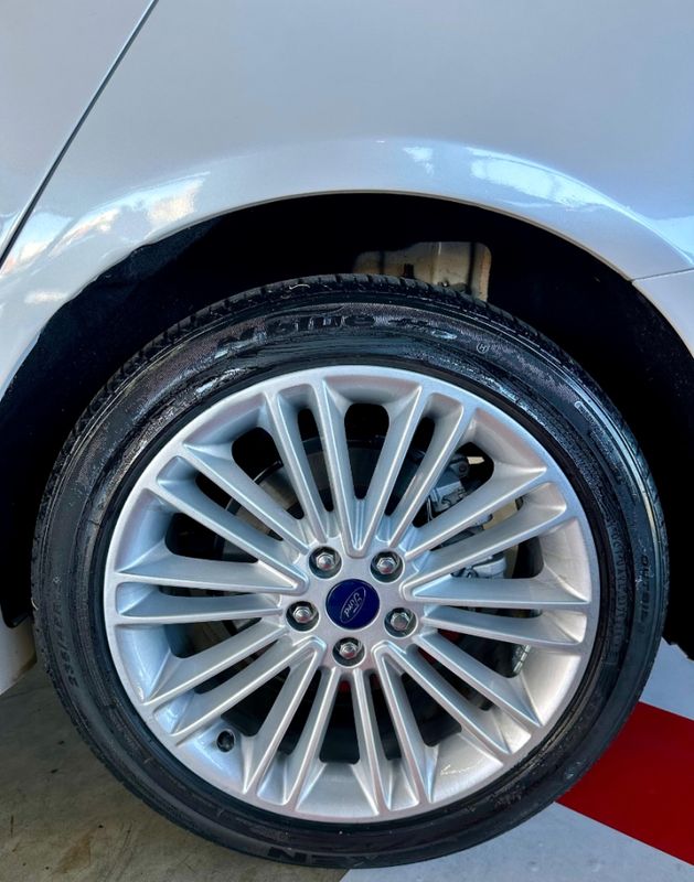 Ford FUSION 2.0 TITANIUM AWD 16V GASOLINA 4P AUTOMÁTICO 2015/2016 CASTELLAN E TOMAZONI MOTORS CAXIAS DO SUL / Carros no Vale