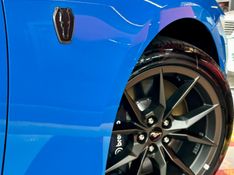 Ford MUSTANG 5.0 V8 GASOLINA DARK HORSE SELECTSHIFT 2025/2025 CASTELLAN E TOMAZONI MOTORS CAXIAS DO SUL / Carros no Vale