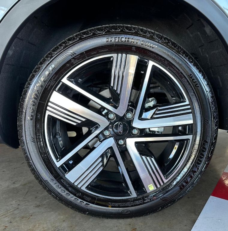 Ford TERRITORY 1.5 ECOBOOST GTDI GASOLINA TITANIUM AUTOMÁTICO 2025/2026 CASTELLAN E TOMAZONI MOTORS CAXIAS DO SUL / Carros no Vale
