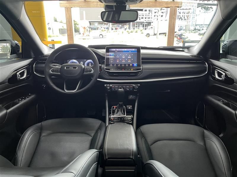 JEEP COMPASS 1.3 T270 TURBO FLEX S AT6 2024/2025 DRSUL SEMINOVOS CAXIAS DO SUL – LAJEADO – SANTA CRUZ DO SUL / Carros no Vale