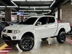 Mitsubishi L200 TRITON 3.2 HPE 4X4 CD 16V TURBO INTERCOOLER DIESEL 4P AUTOMÁTICO 2013/2013 CASTELLAN E TOMAZONI MOTORS CAXIAS DO SUL / Carros no Vale