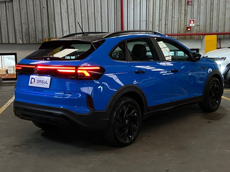 Volkswagen NIVUS 1.0 200 TSI TOTAL FLEX HIGHLINE AUTOMÁTICO 2025/2025 DRSUL SEMINOVOS CAXIAS DO SUL – LAJEADO – SANTA CRUZ DO SUL / Carros no Vale