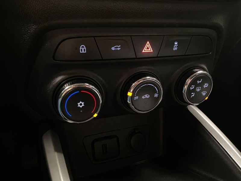 Chevrolet ONIX 1.0 TURBO FLEX PLUS LT AUTOMÁTICO 2023/2023 DRSUL SEMINOVOS CAXIAS DO SUL – LAJEADO – SANTA CRUZ DO SUL / Carros no Vale