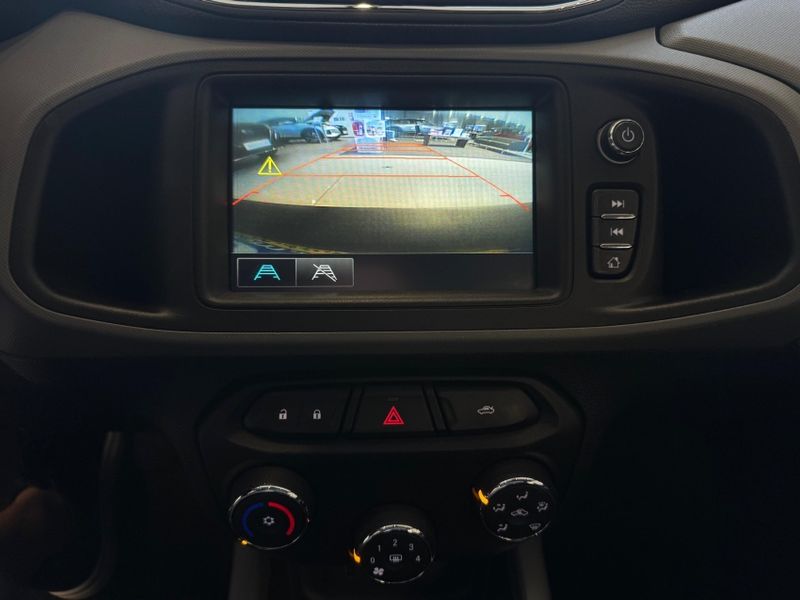 Chevrolet ONIX 1.4 MPFI LT 8V FLEX 4P MANUAL 2018/2019 DRSUL SEMINOVOS CAXIAS DO SUL – LAJEADO – SANTA CRUZ DO SUL / Carros no Vale