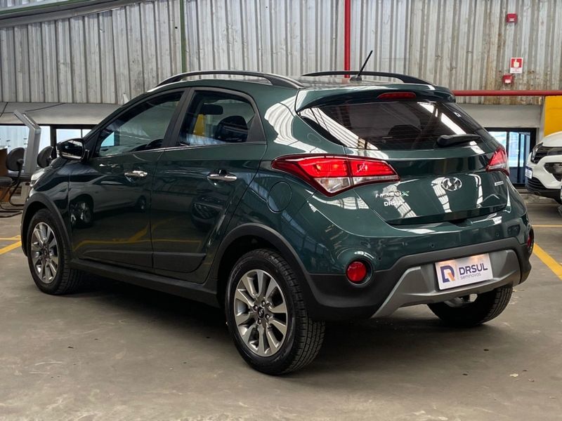 Hyundai HB20X 1.6 16V PREMIUM FLEX 4P AUTOMÁTICO 2016/2017 DRSUL SEMINOVOS CAXIAS DO SUL – LAJEADO – SANTA CRUZ DO SUL / Carros no Vale
