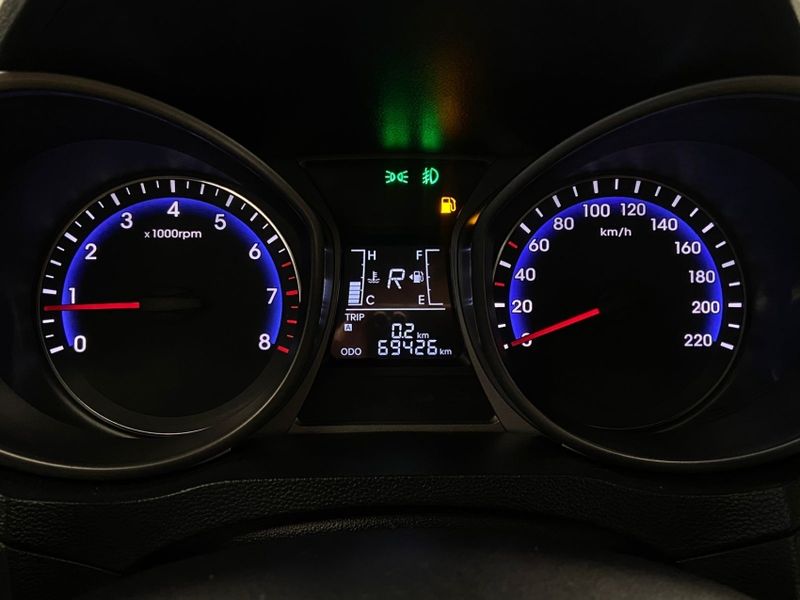 Hyundai HB20X 1.6 16V PREMIUM FLEX 4P AUTOMÁTICO 2016/2017 DRSUL SEMINOVOS CAXIAS DO SUL – LAJEADO – SANTA CRUZ DO SUL / Carros no Vale