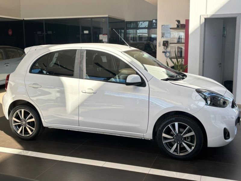 Nissan MARCH 1.6 SL 16V FLEXSTART 4P XTRONIC 2019/2020 DRSUL SEMINOVOS CAXIAS DO SUL – LAJEADO – SANTA CRUZ DO SUL / Carros no Vale