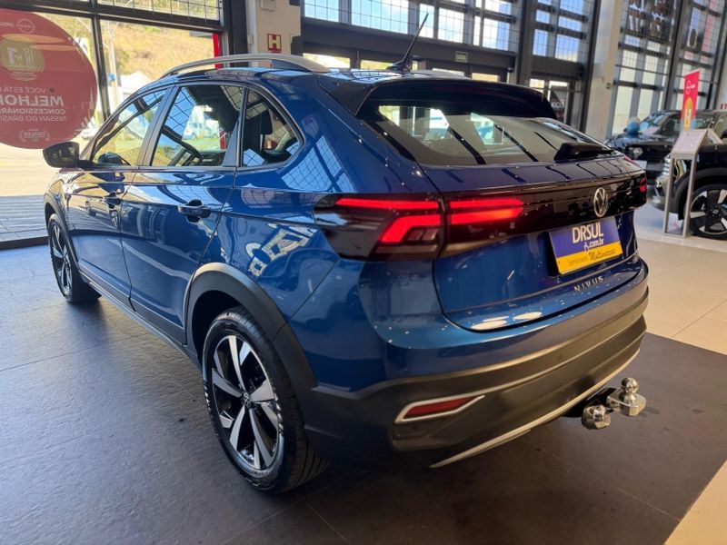 Volkswagen NIVUS 1.0 200 TSI TOTAL FLEX HIGHLINE AUTOMÁTICO 2022/2022 DRSUL SEMINOVOS CAXIAS DO SUL – LAJEADO – SANTA CRUZ DO SUL / Carros no Vale