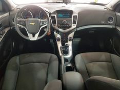 Chevrolet CRUZE 1.8 LT SPORT6 16V FLEX 4P MANUAL 2014/2014 ADVANT AUTOMÓVEIS CAXIAS DO SUL / Carros no Vale