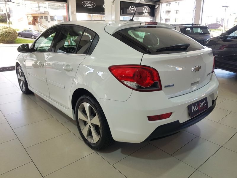 Chevrolet CRUZE 1.8 LT SPORT6 16V FLEX 4P MANUAL 2014/2014 ADVANT AUTOMÓVEIS CAXIAS DO SUL / Carros no Vale