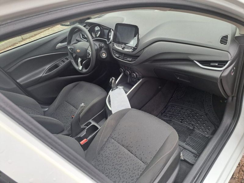 Chevrolet ONIX 1.0 TURBO FLEX PLUS LT MANUAL 2020/2021 CAMINHÕES & CAMIONETAS PASSO FUNDO / Carros no Vale