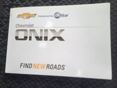 Chevrolet ONIX 1.0 TURBO FLEX PLUS LT MANUAL 2020/2021 CAMINHÕES & CAMIONETAS PASSO FUNDO / Carros no Vale